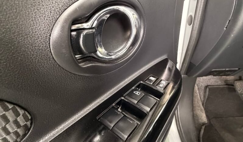 
								NISSAN MARCH SENSE AT 1.6 full									