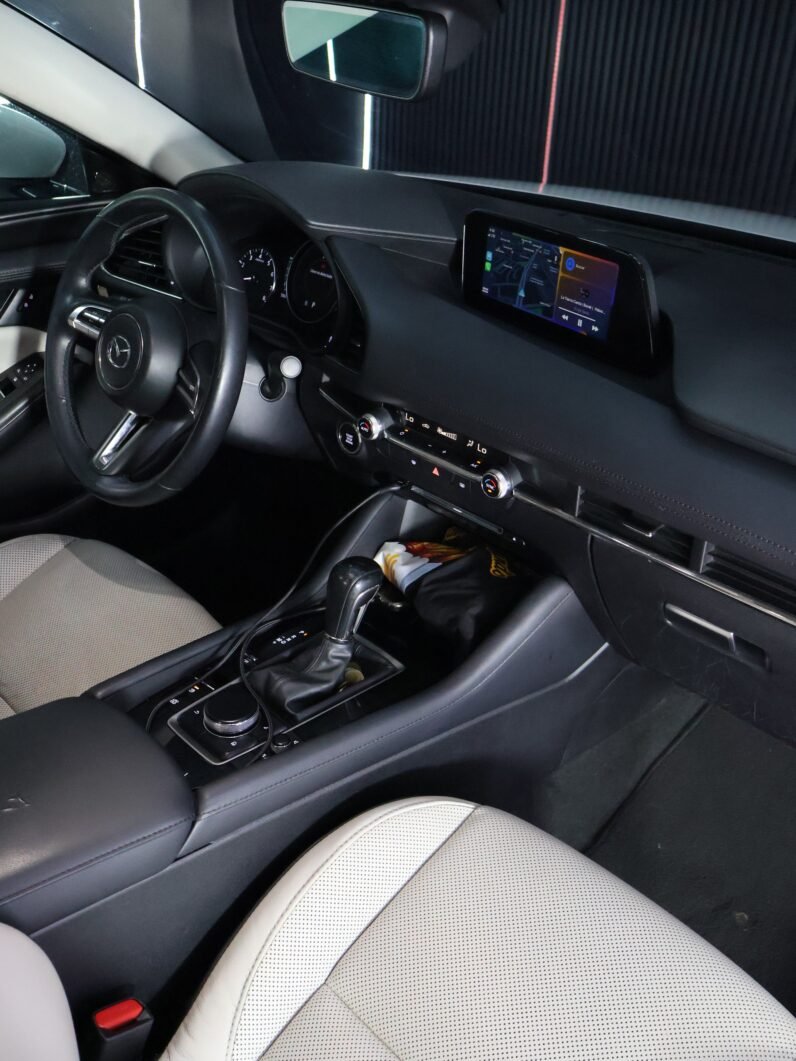 
								MAZDA 3 TOURING SD AT full									