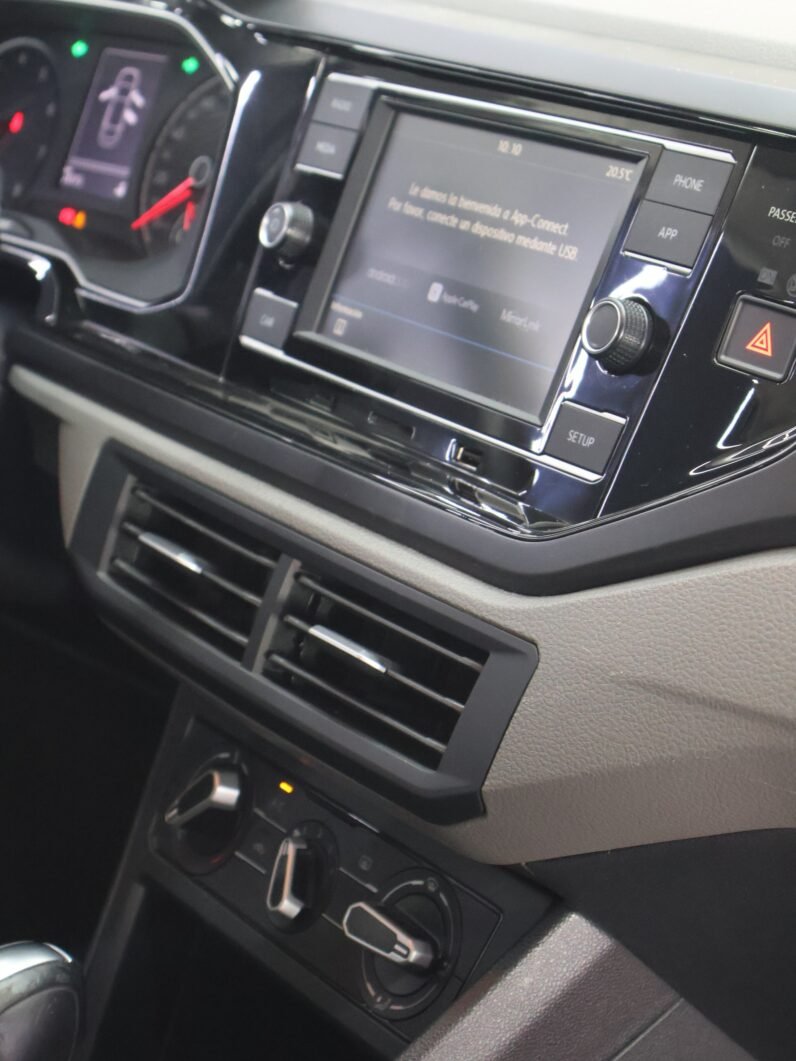 
								VOLKSWAGEN VIRTUS COMFORTLINE 1.6 AUT full									