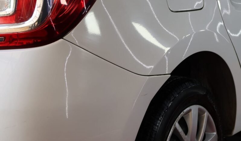 
								RENAULT LOGAN LIFE MT 1.6 SD full									