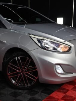 
										HYUNDAI ACCENT PREMIUM AT 1.6 SD full									