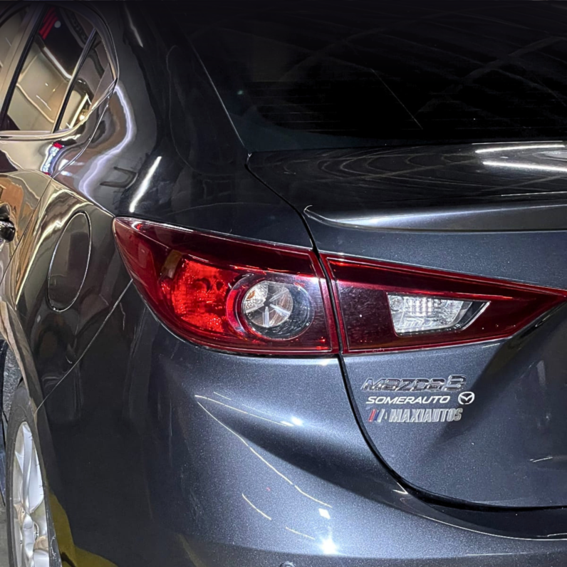 
								MAZDA 3 TOURING MT full									