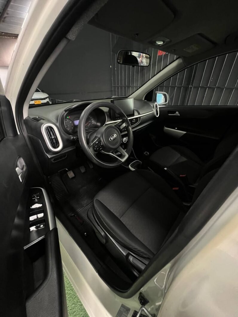 
								KIA PICANTO VIBRANT MT 1.250 full									