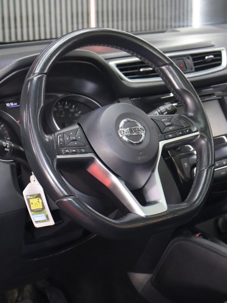 
								NISSAN QASHQAI EXCLUSIVE 4×4 AT full									