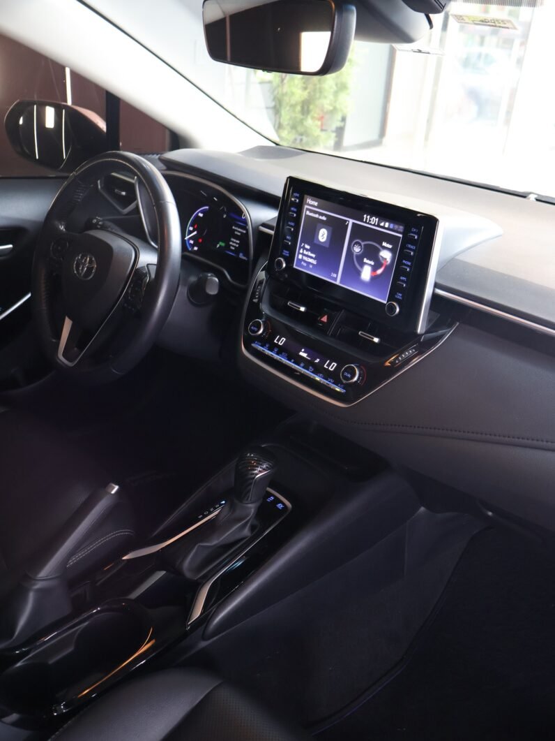 
								TOYOTA COROLLA  SEG AT HIBRIDO 1.8 AT full									