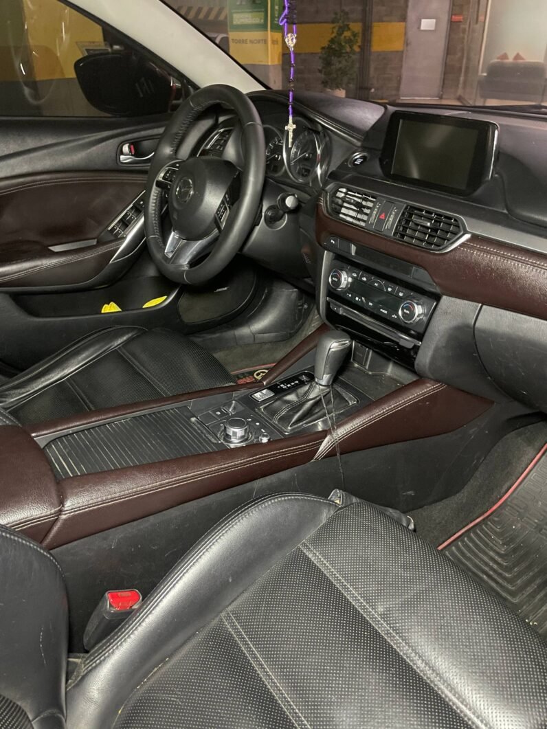 
								MAZDA 6 Grand Touring AT 2.5 full									