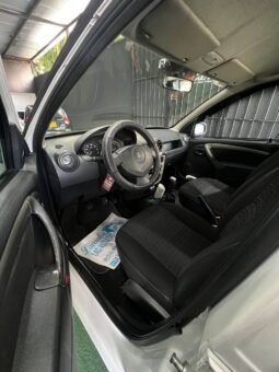 
										RENAULT SANDERO EXPRESSION 1.6 MT full									