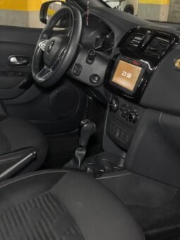 
										RENAULT STEPWAY INTENS AT full									