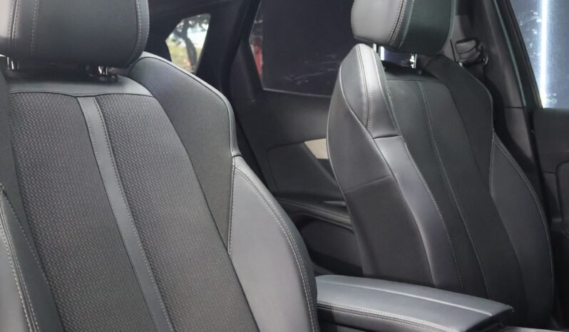 
								PEUGEOT 3008 GT LINE 1.6 AT full									