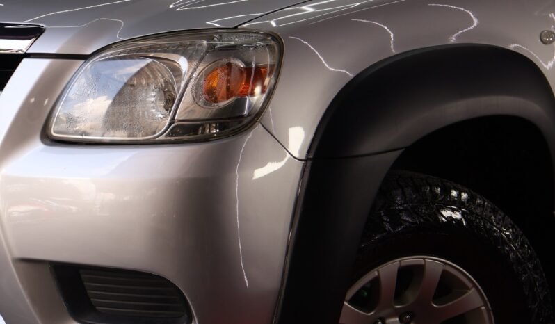 
								MAZDA BT50 MT 4X4 2.5 DIESEL full									