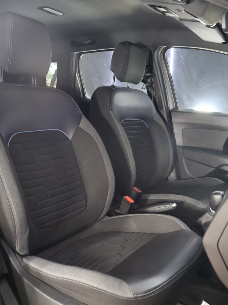 
								RENAULT DUSTER INTENS CVT 1.3 T full									