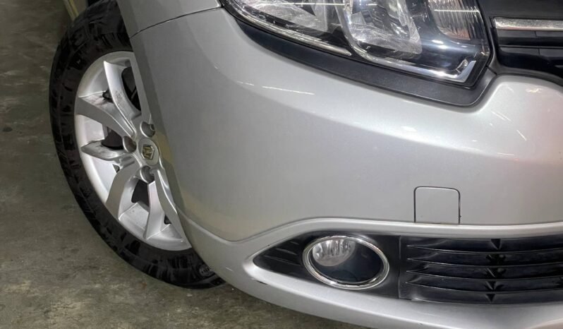 
								RENAULT LOGAN PRIVILEGE AT 1.6 SD full									