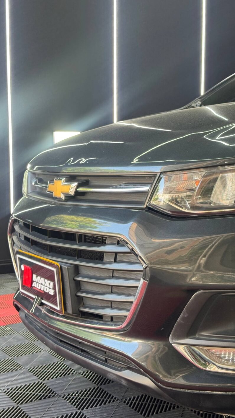 
								CHEVROLET TRACKER LS AT 1.8 4X2 full									