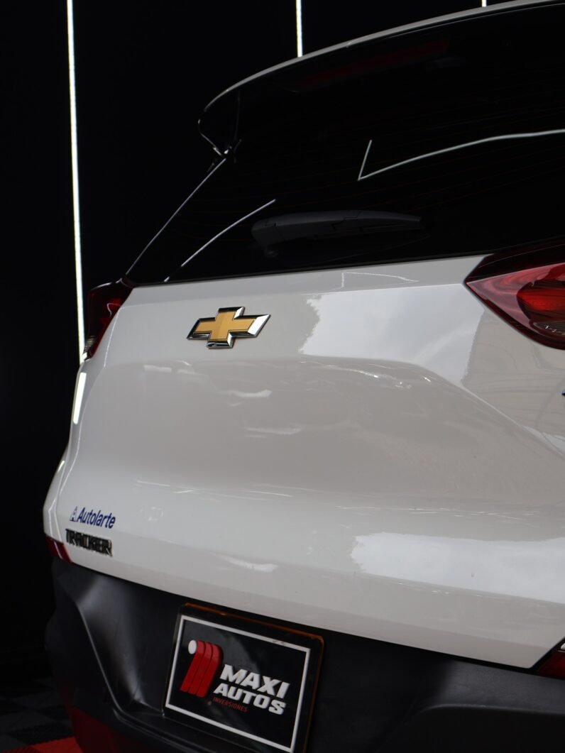 
								CHEVROLET TRACKER LTZ AT 4×2 1.2 full									