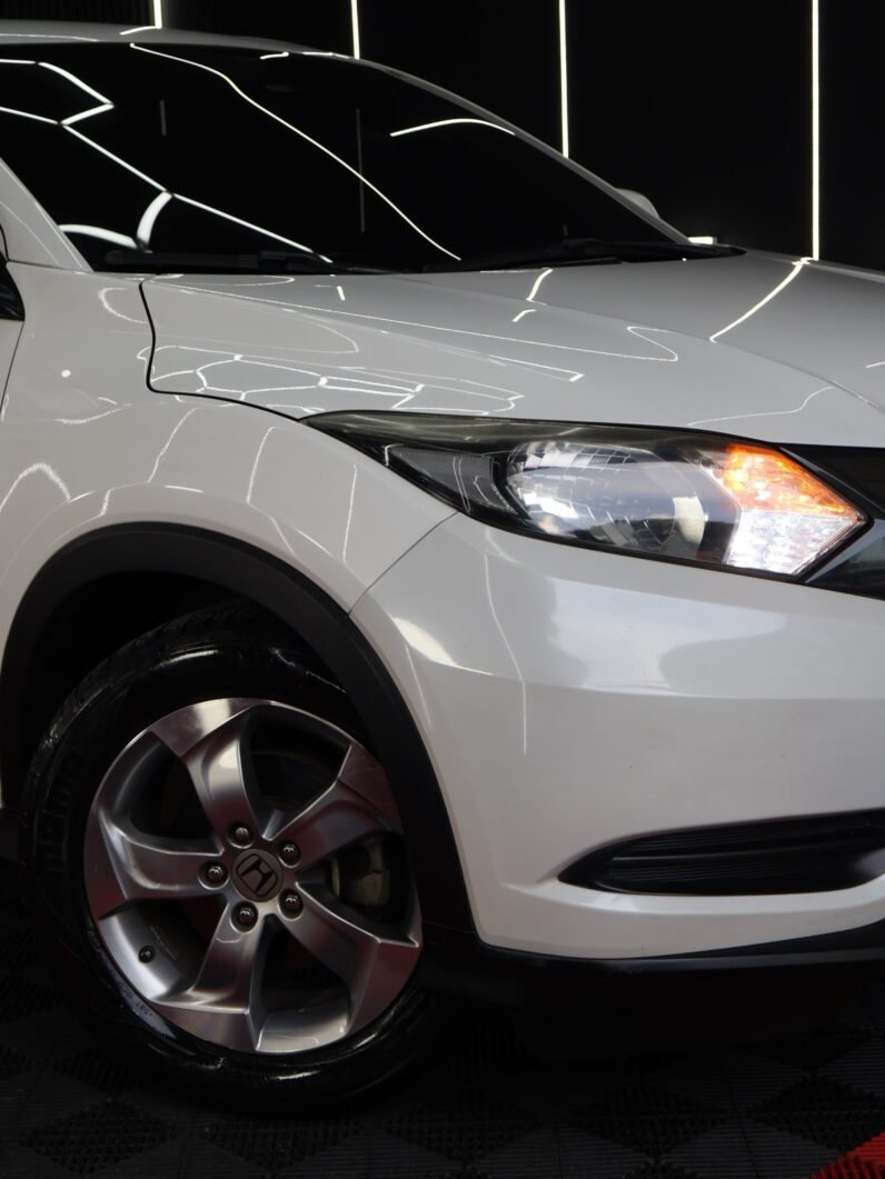 
								HONDA HRV XTYLE 1.800 AUT 4X2 full									