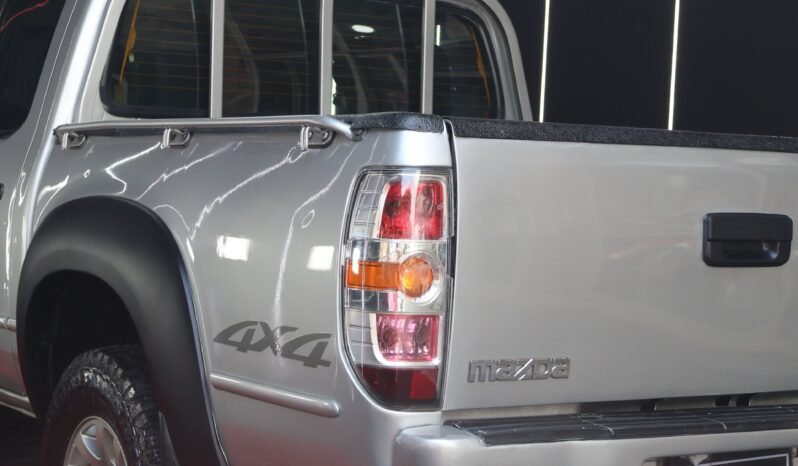 
								MAZDA BT50 MT 4X4 2.5 DIESEL full									