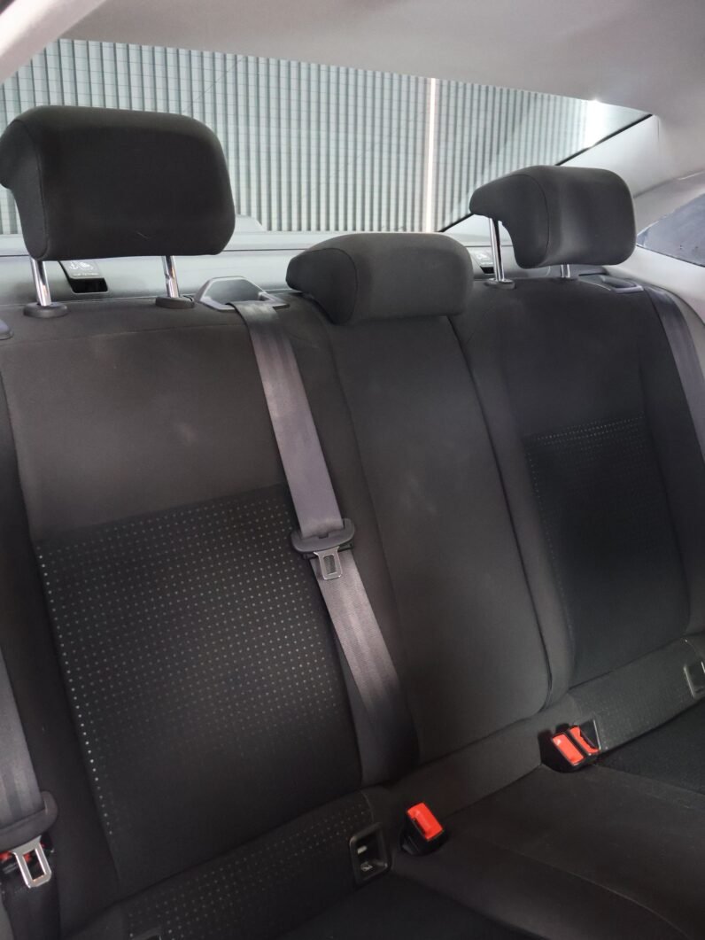 
								VOLKSWAGEN VIRTUS COMFORTLINE 1.6 AUT full									