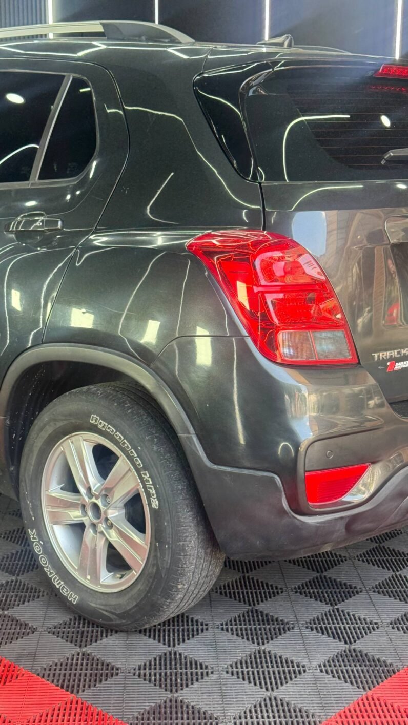 
								CHEVROLET TRACKER LS AT 1.8 4X2 full									