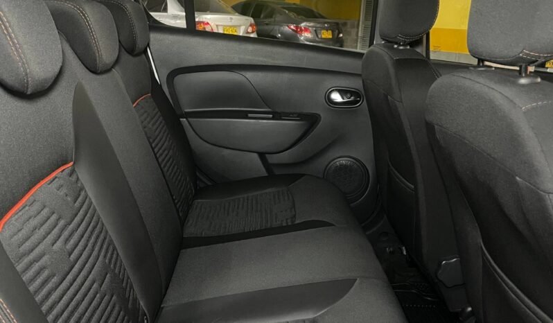 
								RENAULT STEPWAY INTENS AT full									