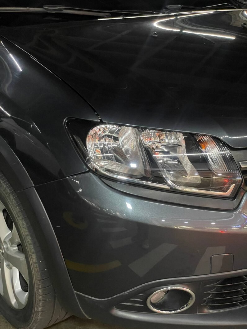 
								RENAULT STEPWAY INTENS AT full									