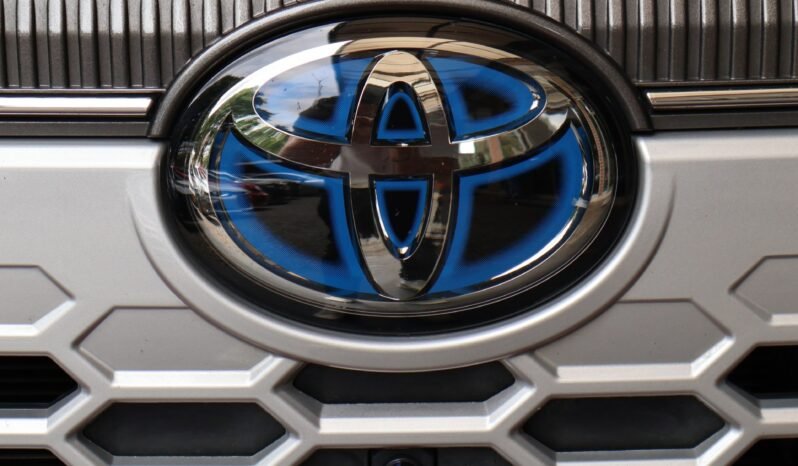 
TOYOTA COROLLA CROSS HEV SE-G HÍBRIDA AT full									