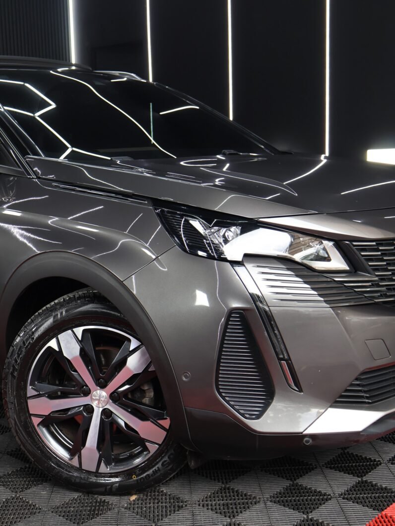 
								PEUGEOT 3008 GT LINE 1.6 AT full									