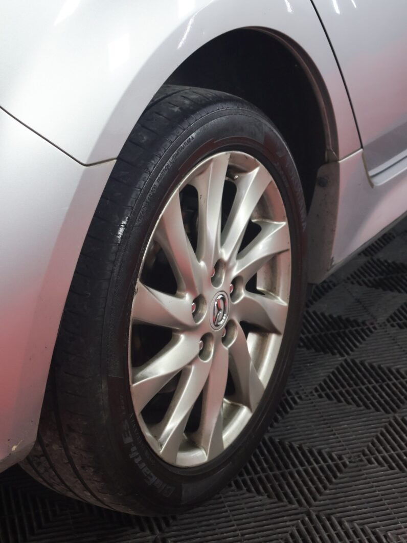 
								MAZDA  6 SEDÁN 2.5 AT full									