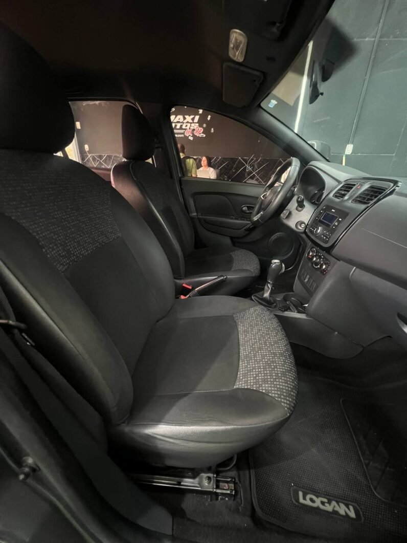 
								RENAULT LOGAN LIFE AUTOMATICO full									