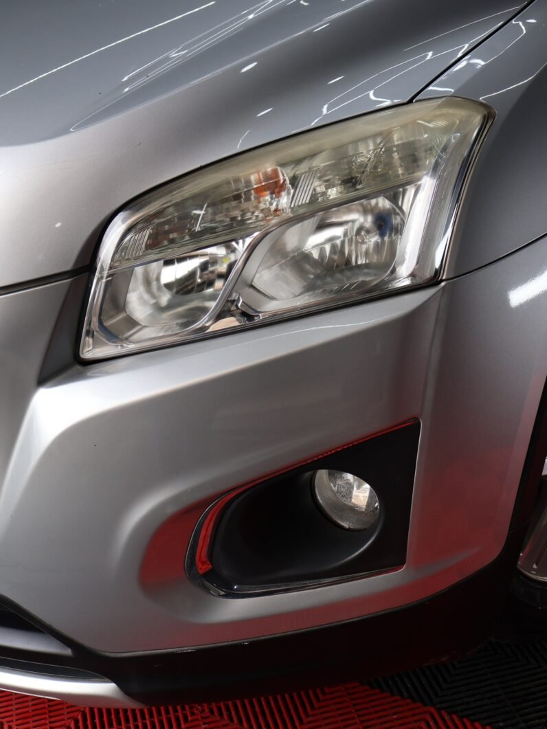 
								CHEVROLET TRACKER LS AT 1.8 4X2 full									