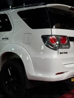
										TOYOTA FORTUNER SRV 3.0 AT  DIESEL 4X4 full									