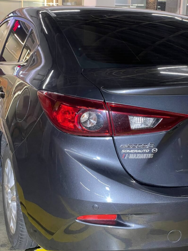 
								MAZDA 3 TOURING MT full									