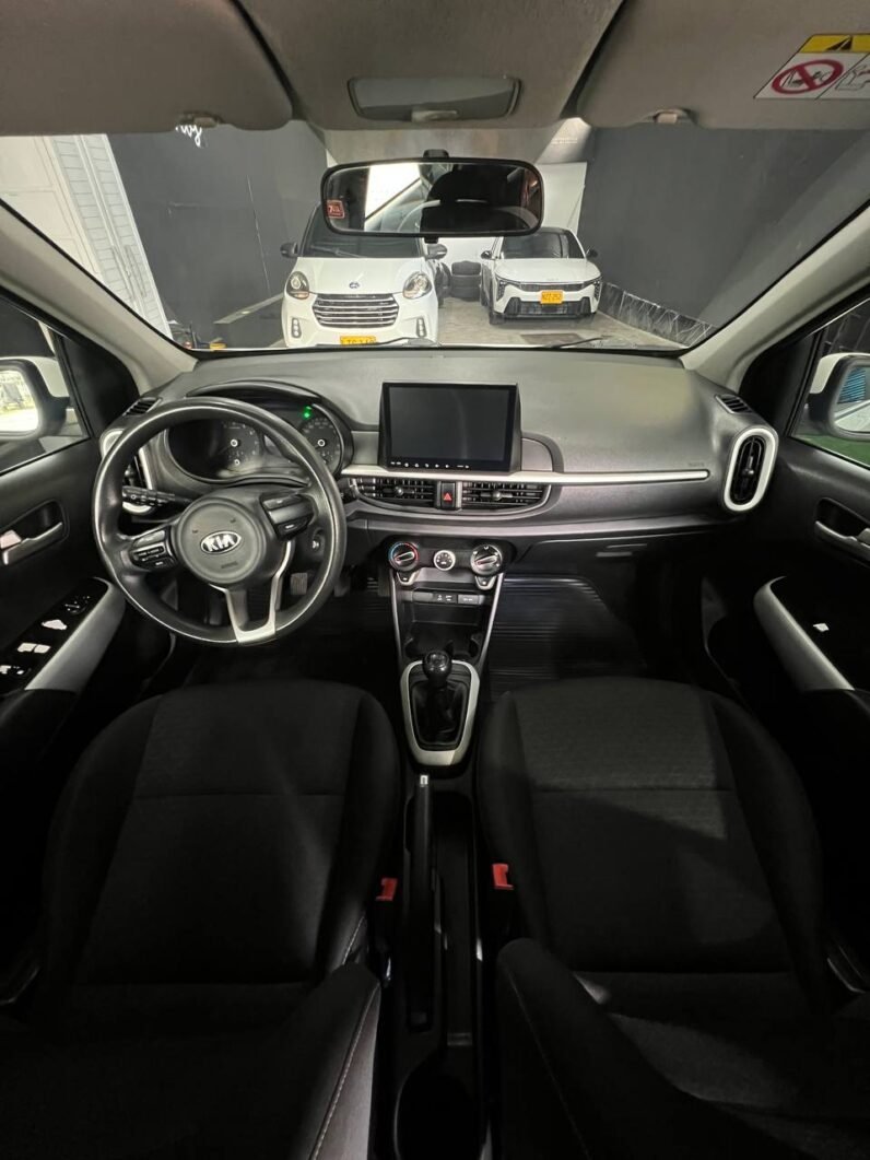 
								KIA PICANTO VIBRANT MT 1.250 full									