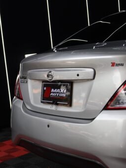 
										NISSAN VERSA SENSE MT 1.6 full									