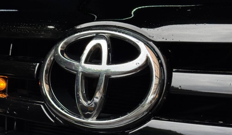 
								TOYOTA FORTUNER SRV 3.0 AT  DIESEL 4X4 full									