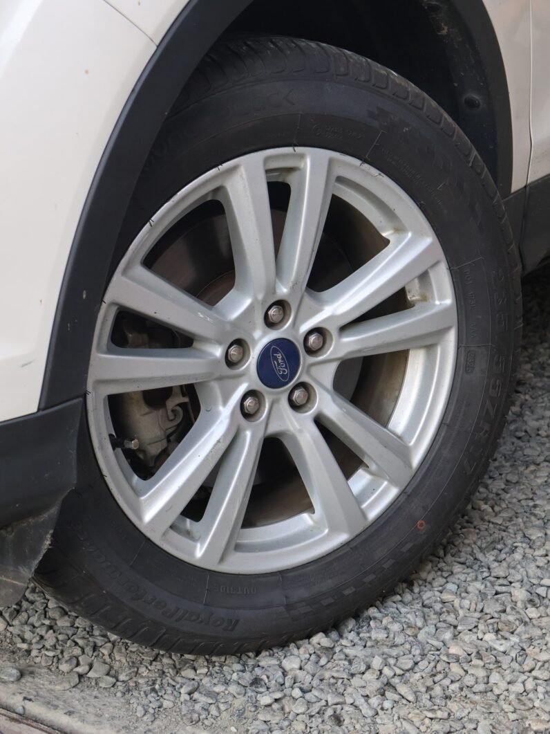 
								FORD ESCAPE SE 2.0L AT 4×2 full									