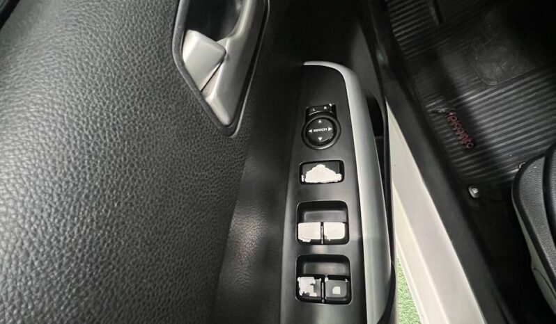 
								KIA PICANTO VIBRANT MT 1.250 full									