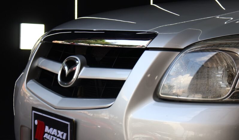 
								MAZDA BT50 MT 4X4 2.5 DIESEL full									