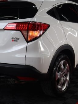 
										HONDA HRV XTYLE 1.800 AUT 4X2 full									