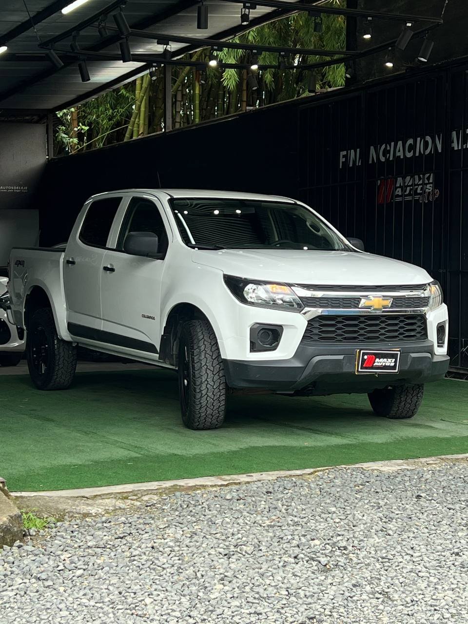 CHEVROLET COLORADO LT MT 4X4 2.8 DIESEL