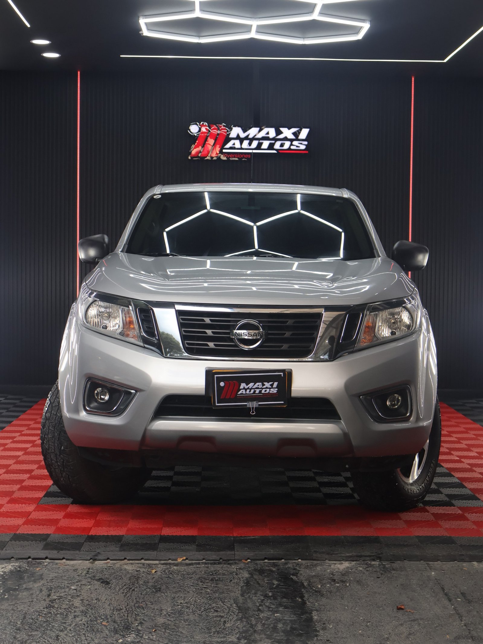 NISSAN FRONTIER NP300 DIESEL 2.5 MT 4X2