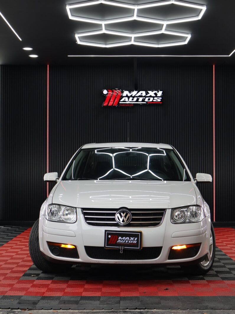 
								VOLKSWAGEN JETTA TRENDLINE MT full									