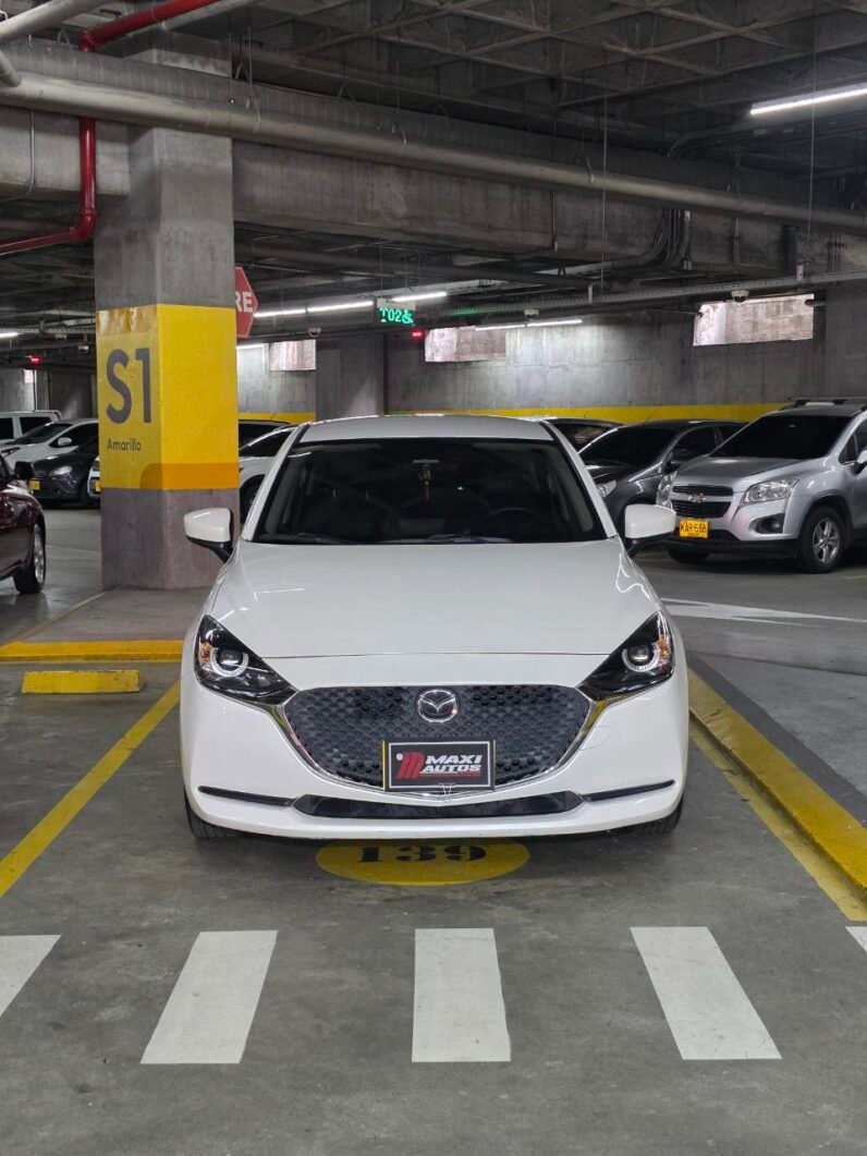 
								MAZDA 2 TOURING SEDAN AT 1.5CC full									