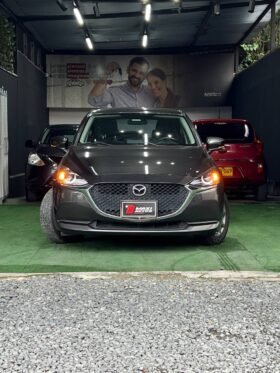 MAZDA 2 SEDAN