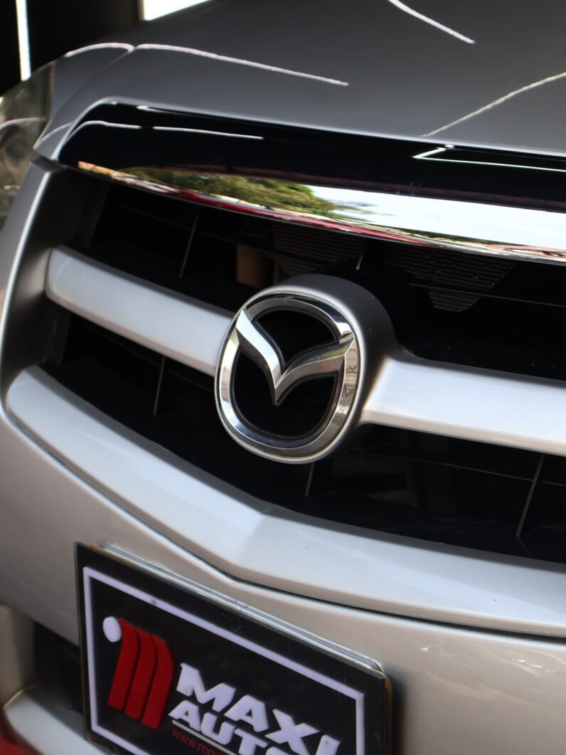 
								MAZDA BT50 MT 4X4 2.5 DIESEL full									