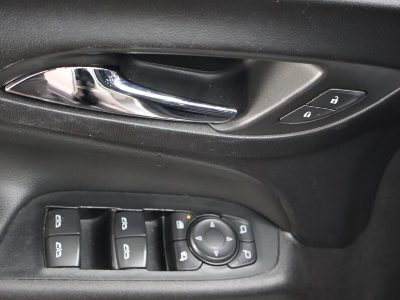 
								CHEVROLET EQUINOX LT 1.5 AT full									