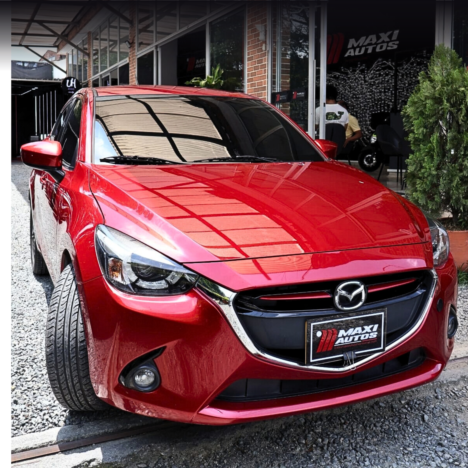 MAZDA 2 GRAND TOURING 1.5 MT