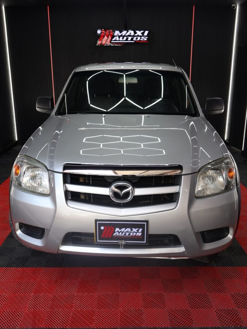 
								MAZDA BT50 MT 4X4 2.5 DIESEL full									