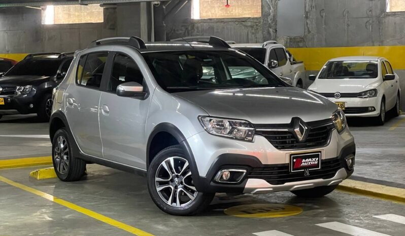 
								RENAULT STEPWAY INTENS AT full									