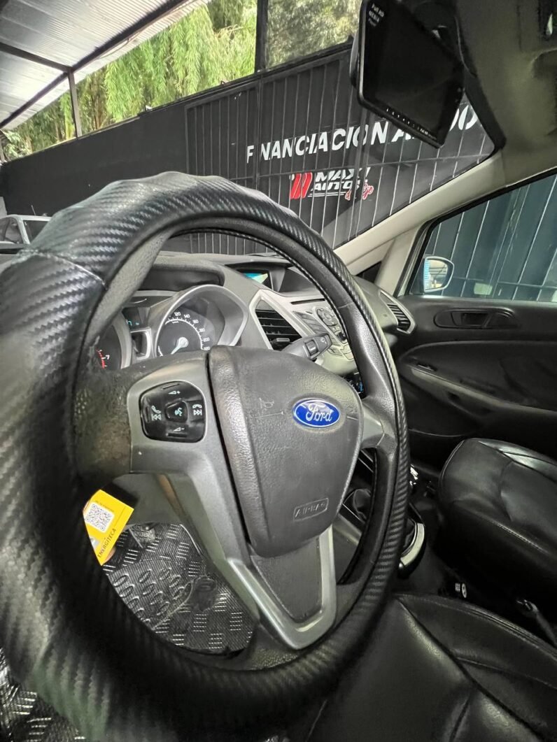 
								FORD ECOSPORT SE MT 2.0 full									