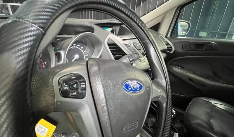 
								FORD ECOSPORT SE MT 2.0 full									